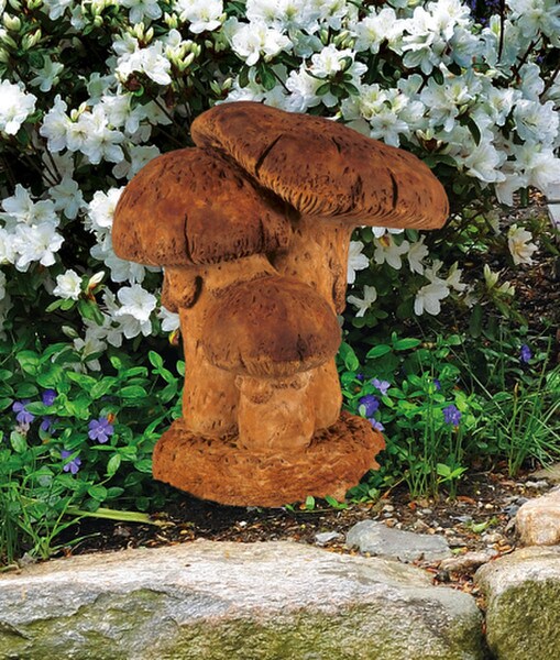 Outdoor Statuary Triple Mushroom Garden Sculpture Cement Statue