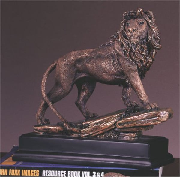 Lion Sculpture desktop display