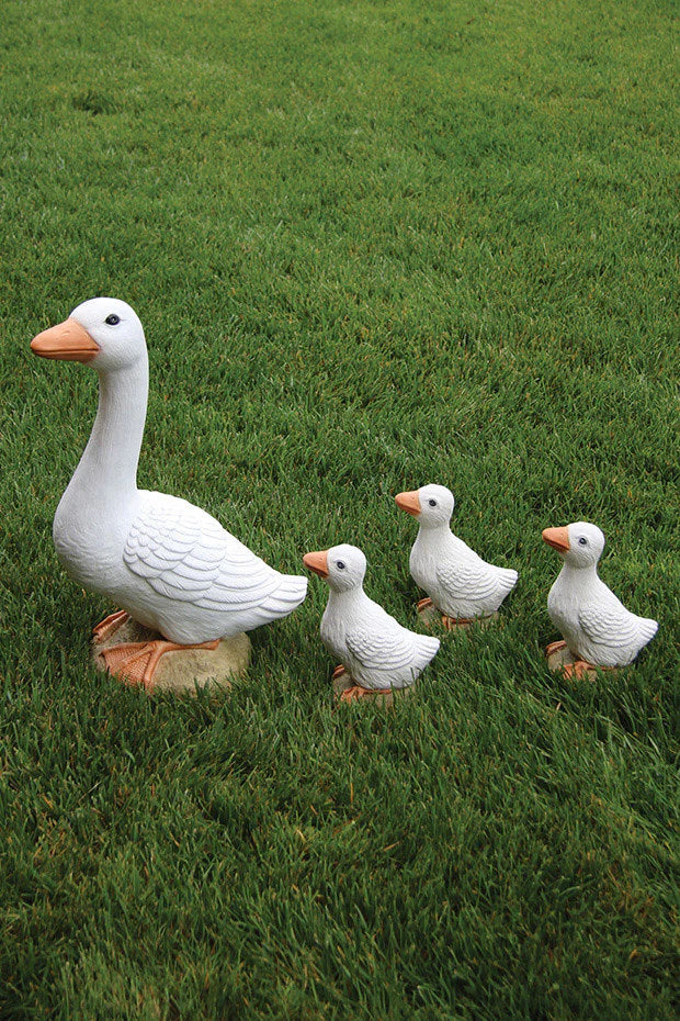 Classic Garden goose statue with three ducklings waddling set cast stone decoration
