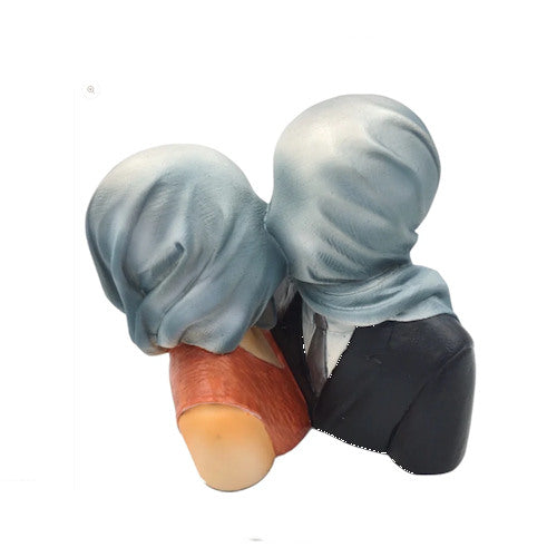 Pocket Art Magritte Lovers with Covered Heads Les Amants Statue Inspired by painting