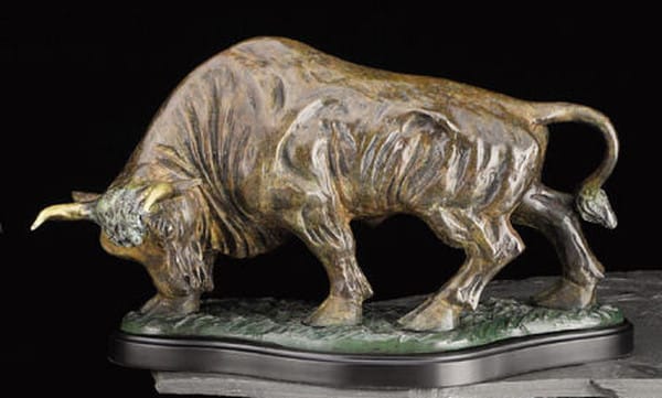 The Bull Sculpture Bronze High-End Artwork Bull Fighter Stock Market