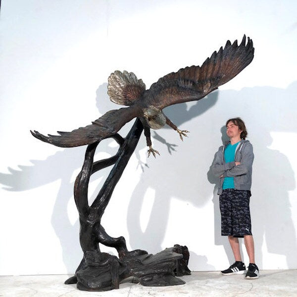 Size Comparison Life Size Bronze Eagle In A Tree Bronze Sculpture Grand-Scale