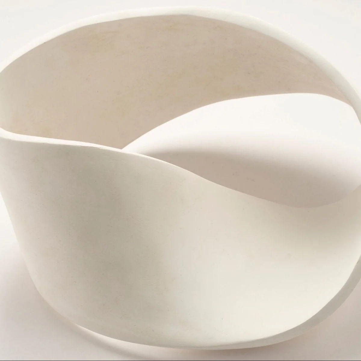 Plaster Möbius Strip – Study of Light, Shadow, and Form Contemporary Sculpture plaster