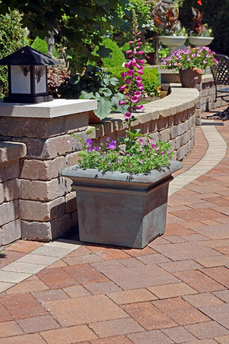 Avanti II Quadrette Square Estate Garden Planter Decorative Urns