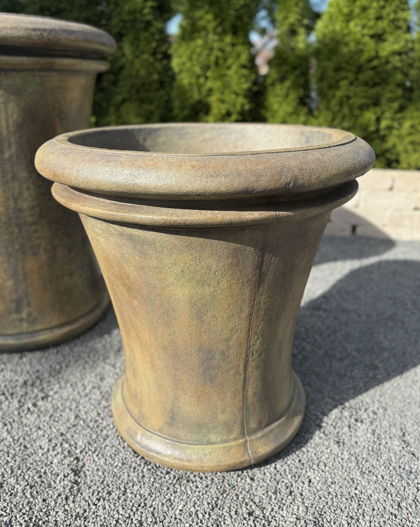 Avanti Monti Garden Planter also has matching pedestals and urns