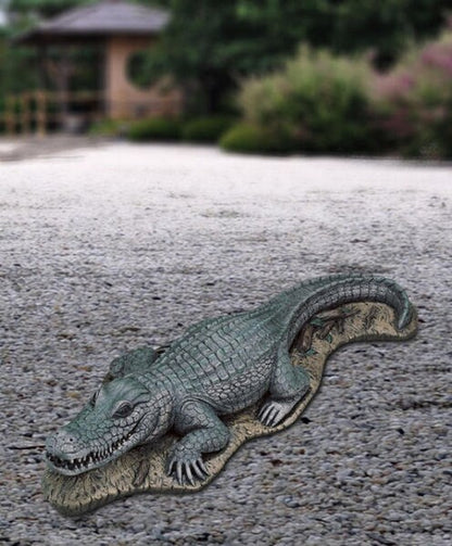 Alligator Piped Water Feature Cement Statue