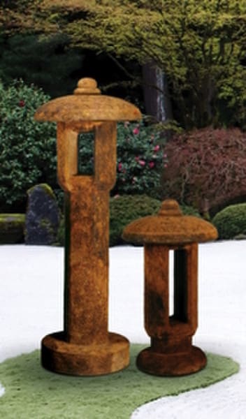 Ishi-Doro Garden Lantern Statue Showing with Small and Large Asian