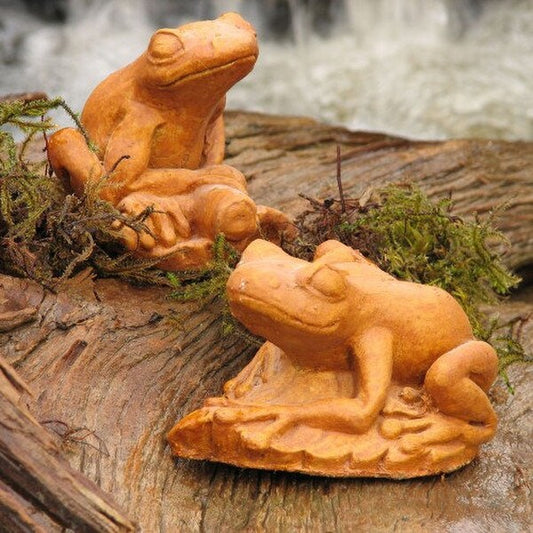 Frog Pair Sculptures Cement Garden Statuary Pair of Frogs Decor