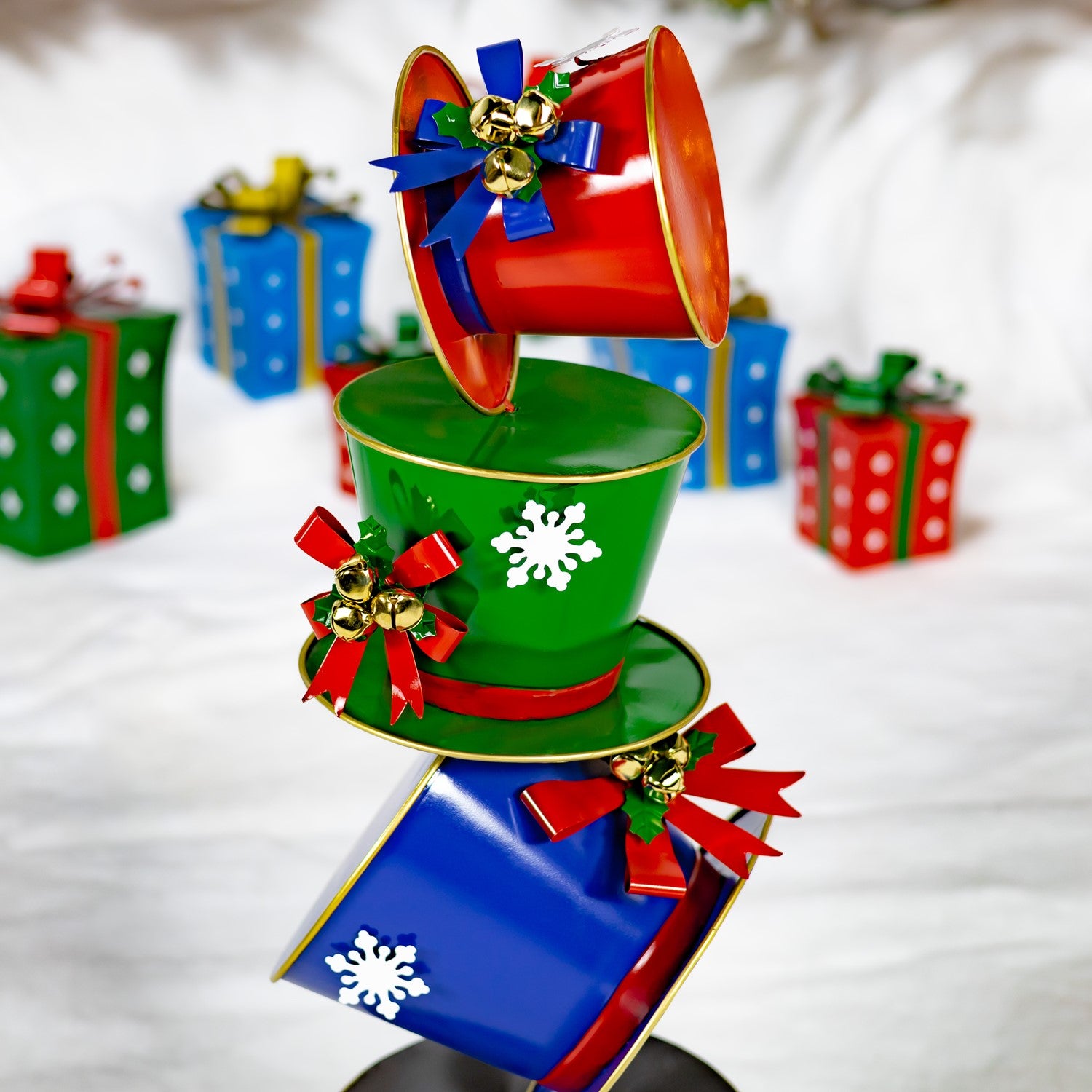 Christmas Top Hats Display Tower Sculpture Great for the Holidays Metal Statue