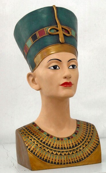 Nefertiti bust of Egyptian Revival sculpture captures the beauty Queen