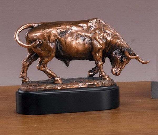 Bull Sculpture Ready to Charge Statue stock Market Award Angry