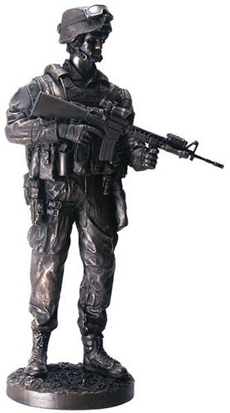 Armed Forces Rifleman Soldier Sculpture Military Hero