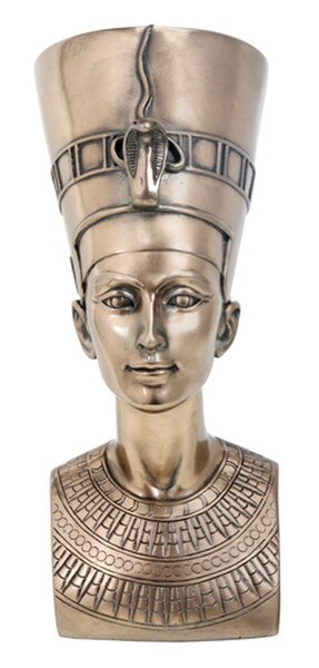 Egyptian Revival sculpture Queen Nefertiti Bronze Colored Bust