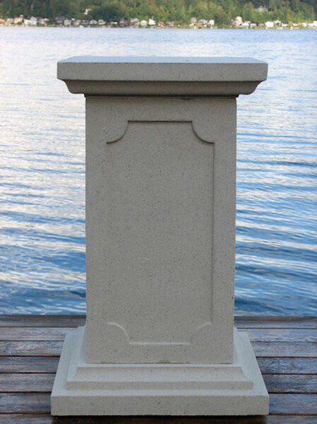 French Pedestal Garden For Large Scale Sculpture and Statues Display