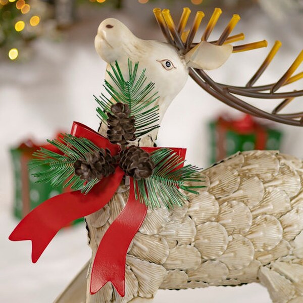 Close Up Left and Right Reindeer Christmas Vintage Charm Set of Two