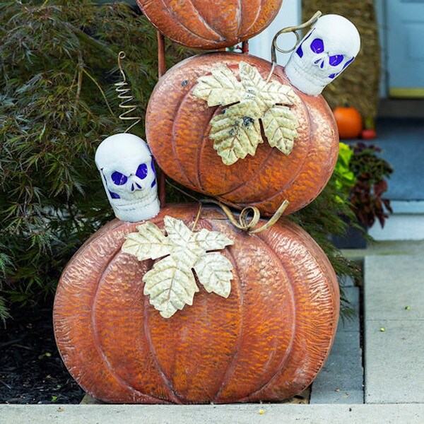 Happy Halloween Arch with Pumpkins and Skulls