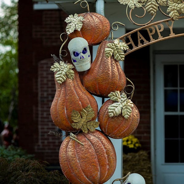 Happy Halloween Arch with Pumpkins and Skulls