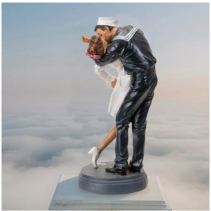 Navy Sailor Victory Kissing Nurse Statue