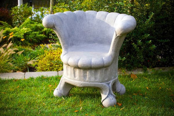 Posh Garden Chair Entertaining in Grandeur Art Décor Massive Seat