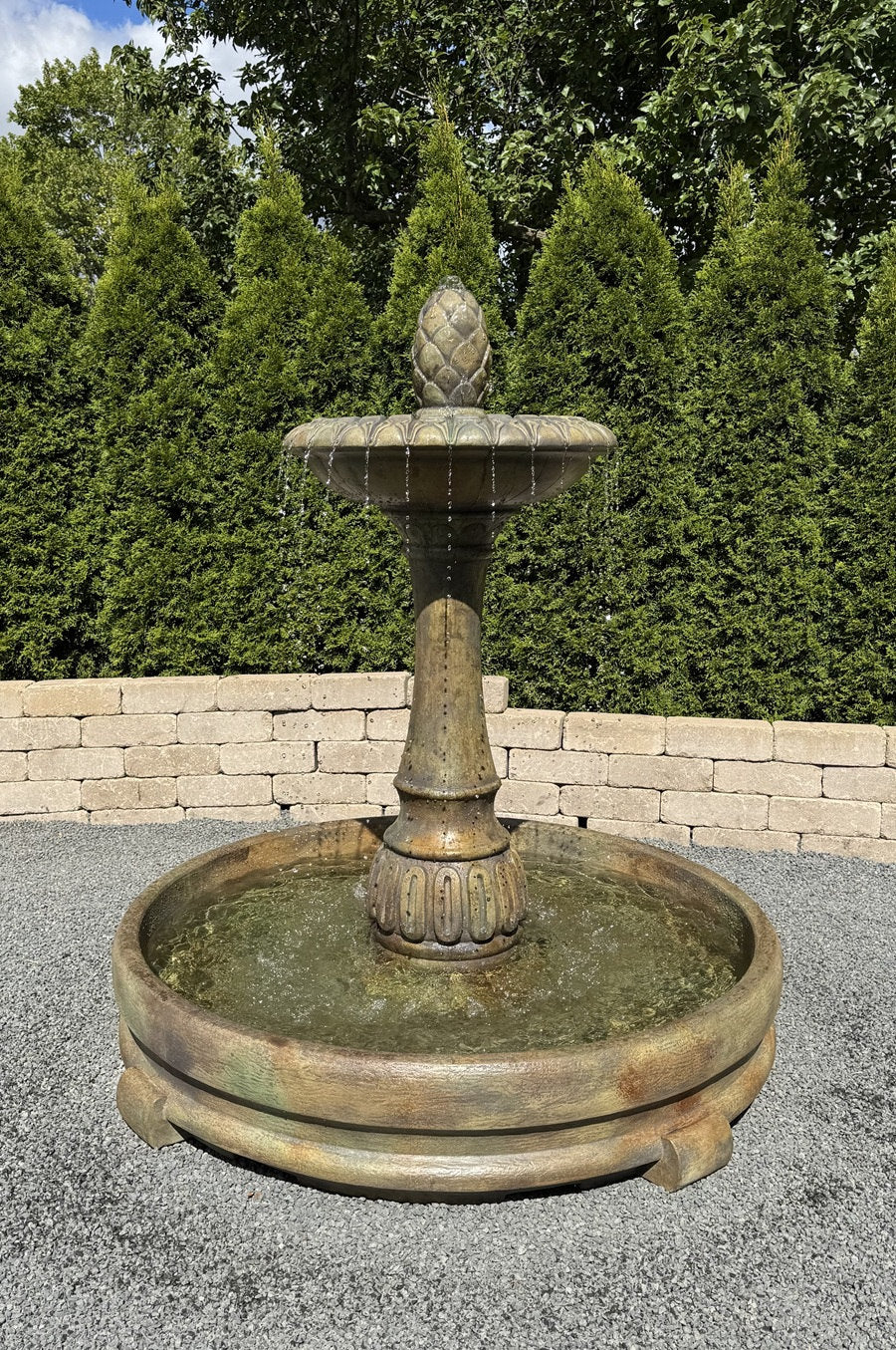 Hand poured in the USA by artisans we offer this elegant Riviera in round pool