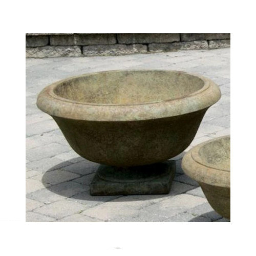 Round Chesire Urn 29" Cement