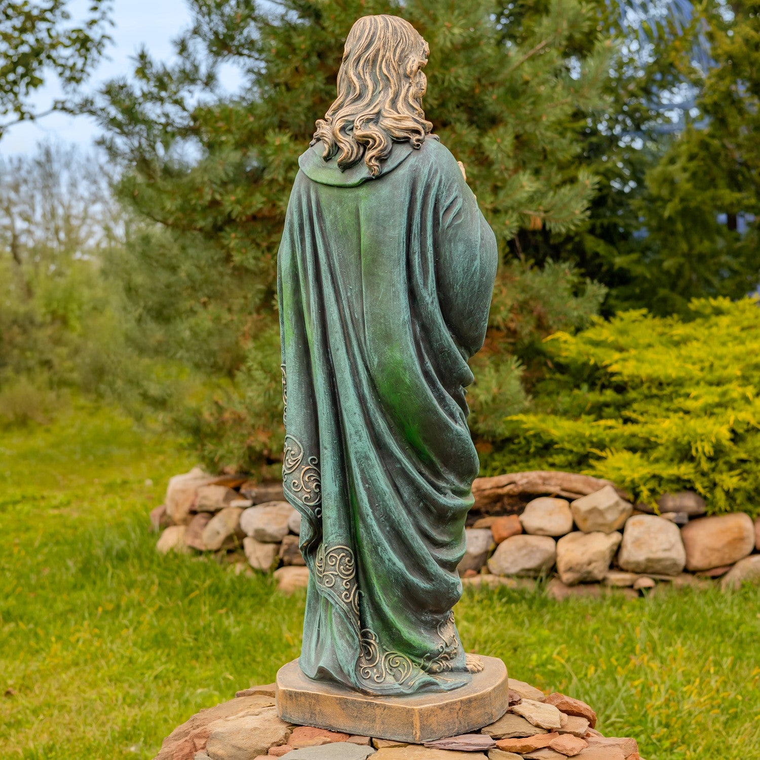 Back view of Sculpture Christ Sacred Heart Outdoor Religious Statue Antique Bronze Jesus Garden Art