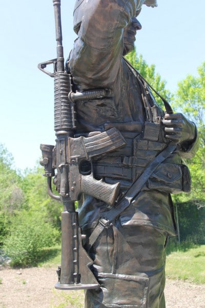 Saluting Soldier War Memorial Statue Life-Size Bronze Sculpture