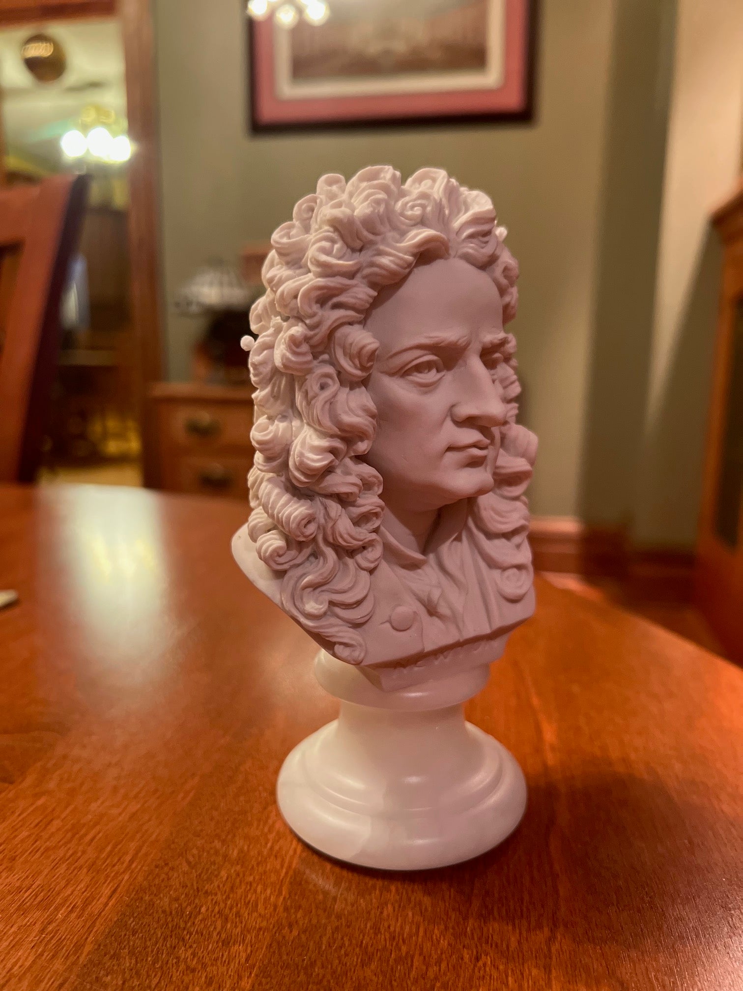 finely sculpted bust pays tribute to Sir Isaac Newton