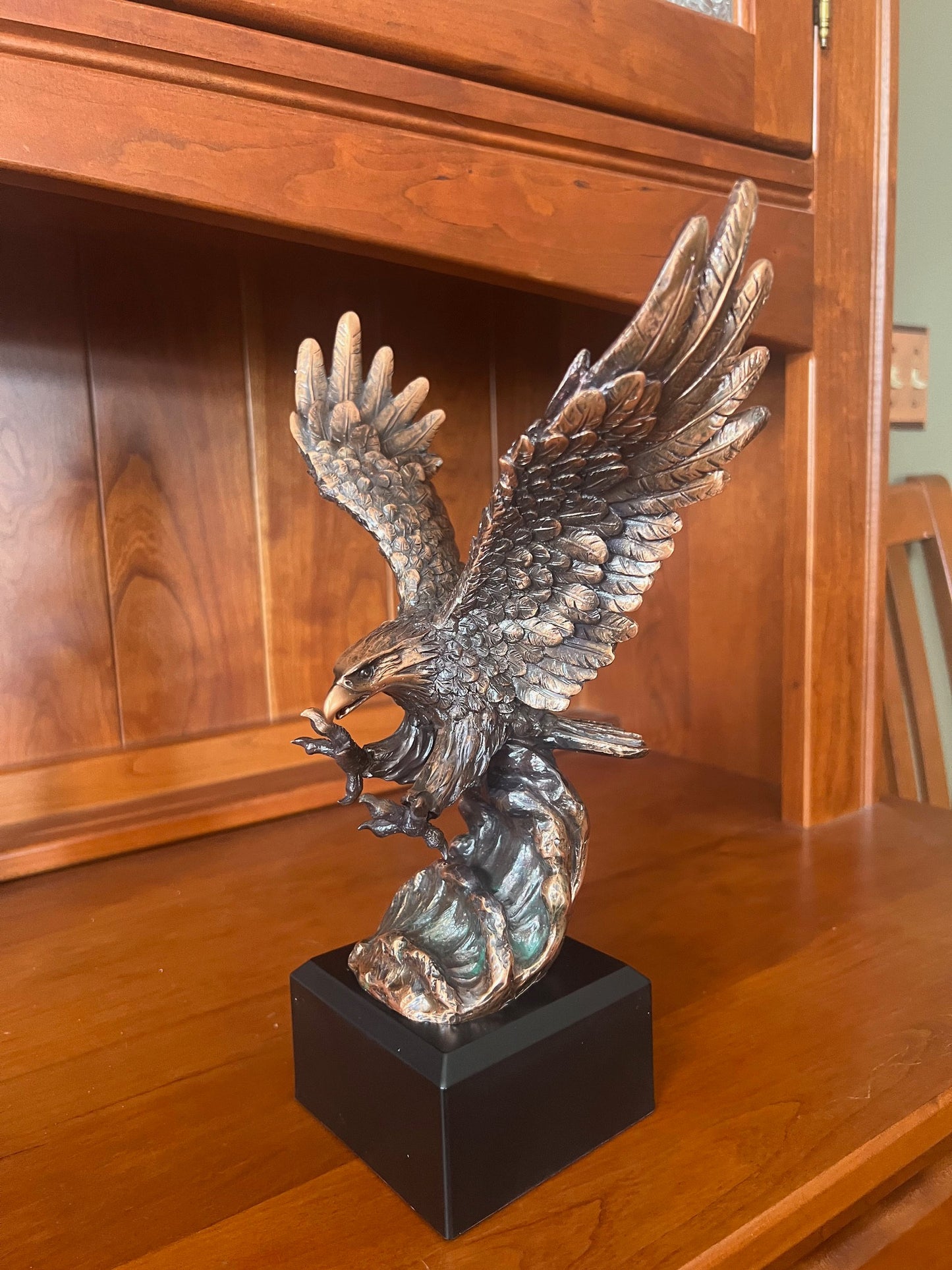 Majestic Soaring Eagle Sculpture on Base great for military awards 