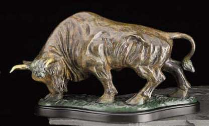 The Bull Sculpture Bronze High-End Artwork Bull Fighter Stock Market