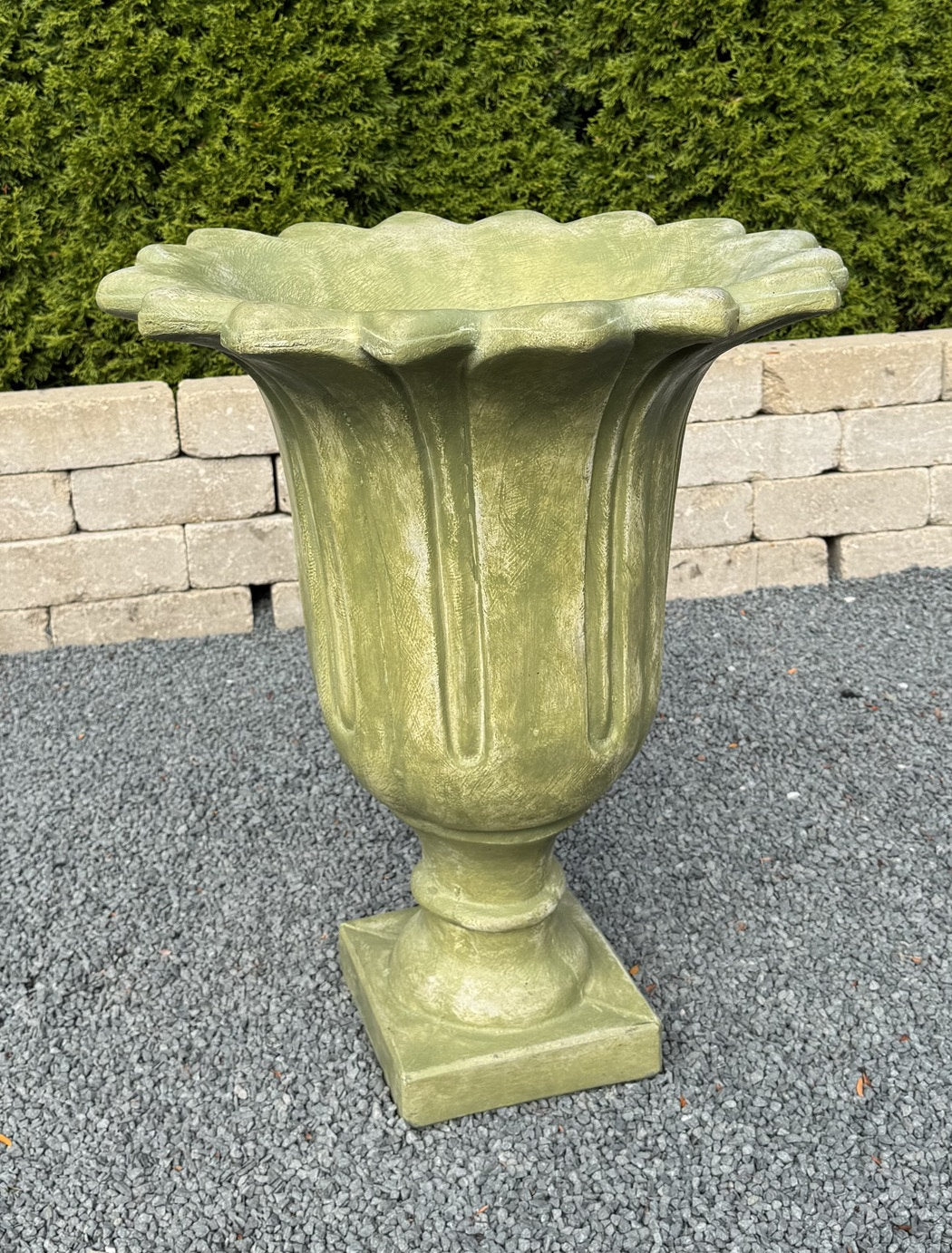 Classic Tulip Blossom Garden Urn 27 inch High Chatsworth Planter by Henri Studios