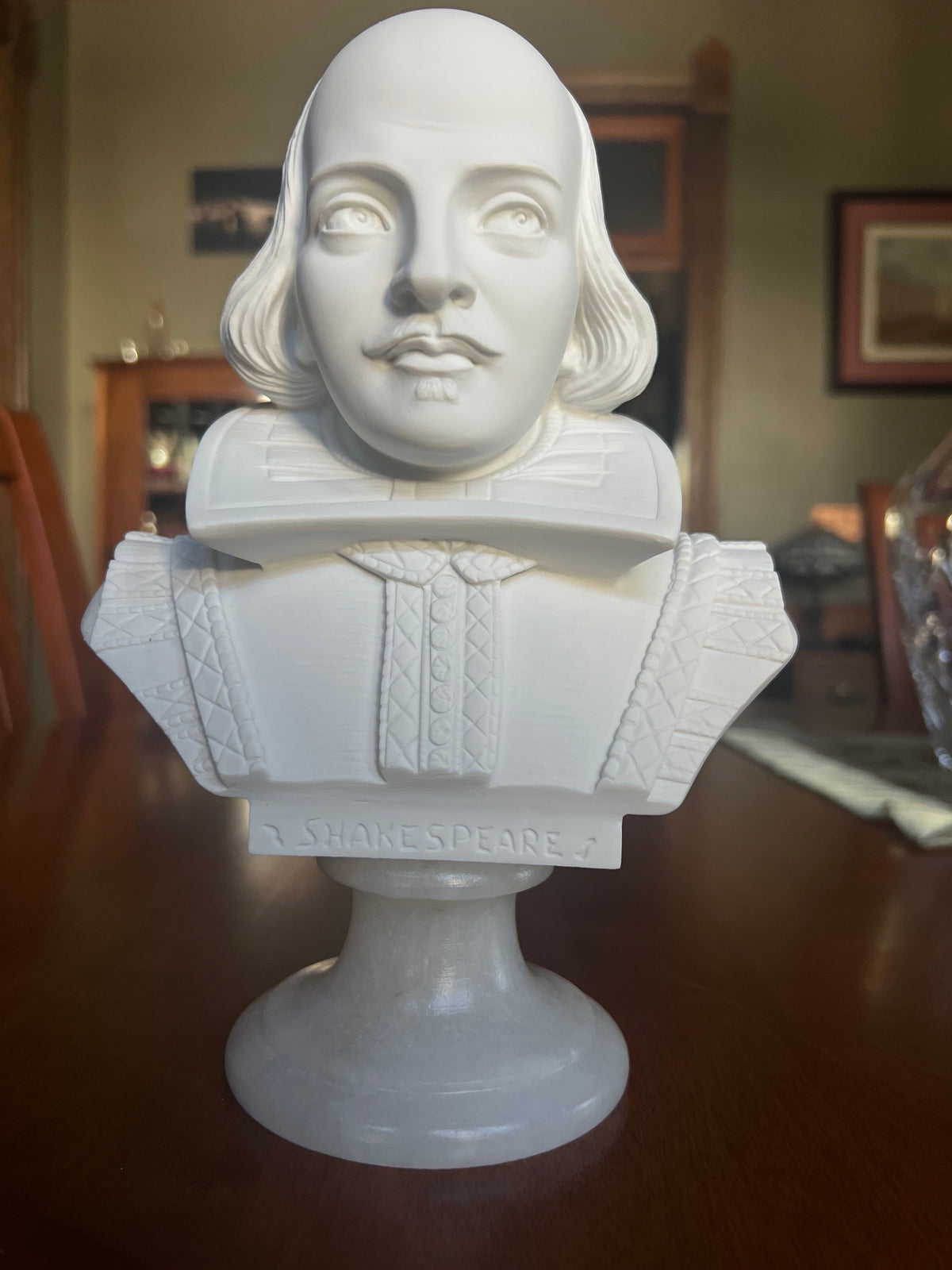 William Shakespeare Italian alabaster bust statue with detailed Elizabethan collar and solid alabaster pedestal base.