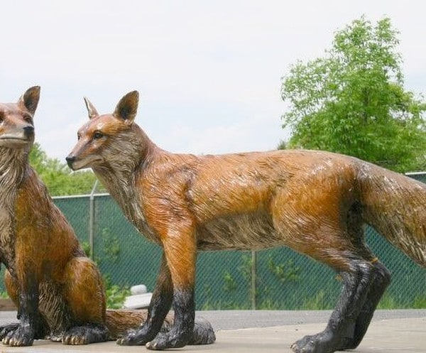 Fox Pair Bronze Sculptures image showcases two beautifully detailed