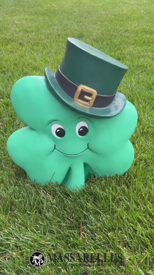 video St Patrick's Day shamrock statue with leprechaun hat